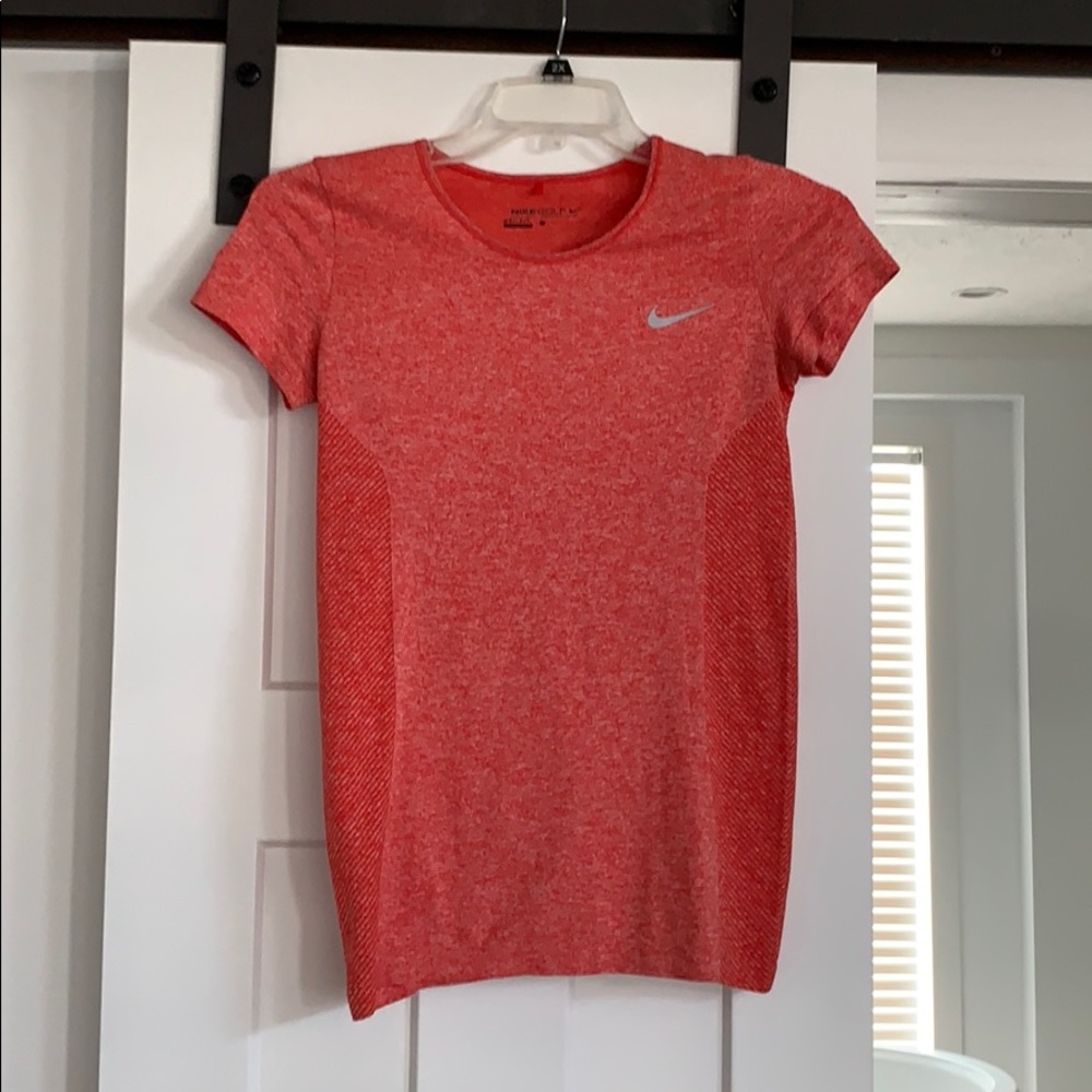 Nike golf shirt w/ colonial logo